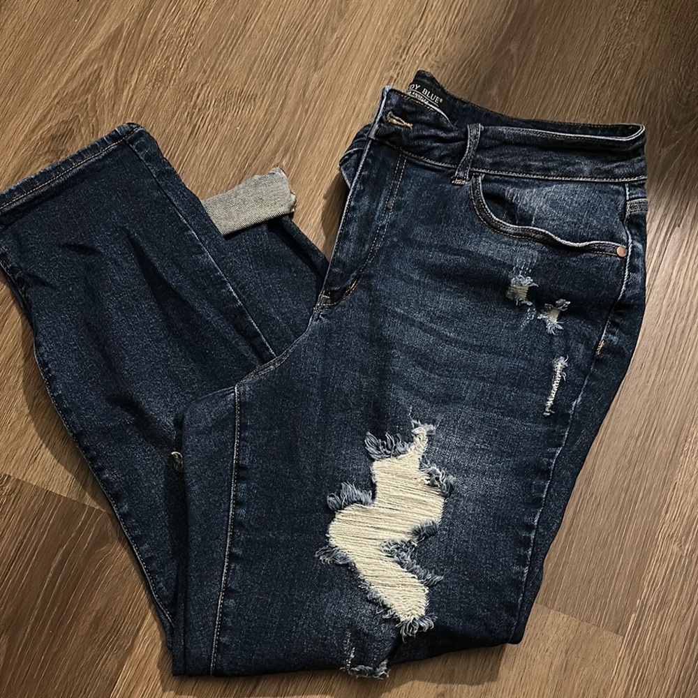 Distressed Women’s Judy Blue Jeans